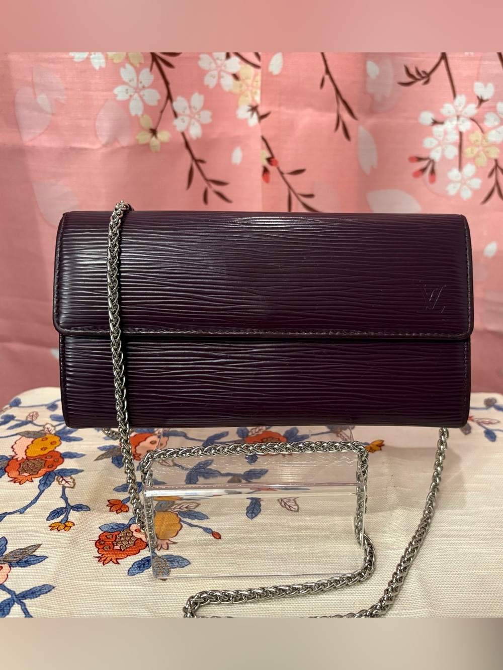 Louis Vuitton Epi Leather Sarah Wallet Cassis Purple Magenta 2008 with chain